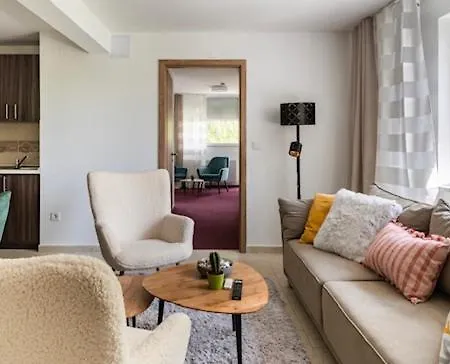 Sinus Prémium Apartman 4*